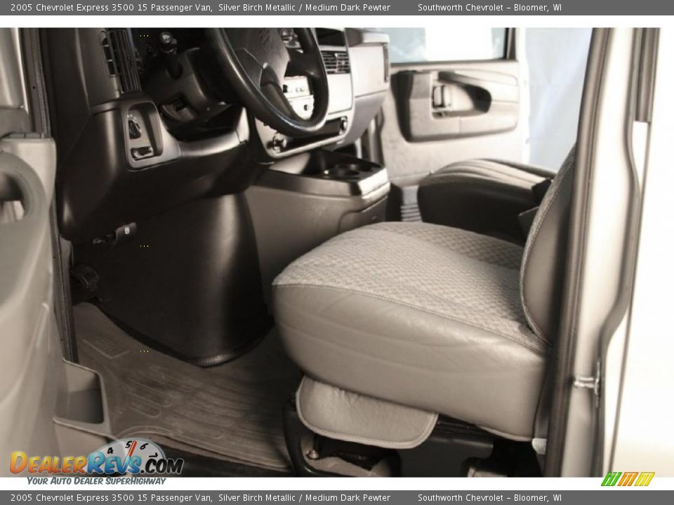 2005 Chevrolet Express 3500 15 Passenger Van Silver Birch Metallic / Medium Dark Pewter Photo #5
