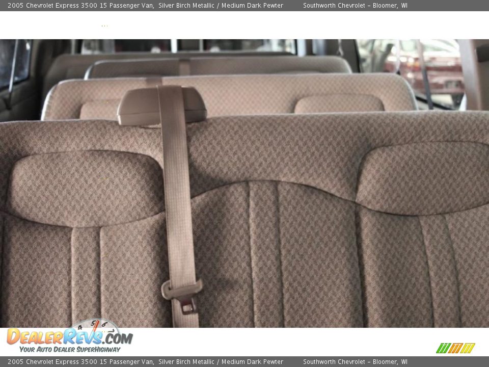 2005 Chevrolet Express 3500 15 Passenger Van Silver Birch Metallic / Medium Dark Pewter Photo #7