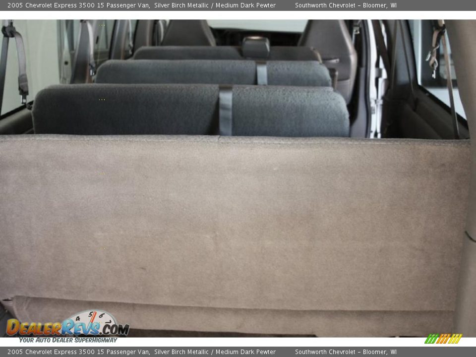 2005 Chevrolet Express 3500 15 Passenger Van Silver Birch Metallic / Medium Dark Pewter Photo #10