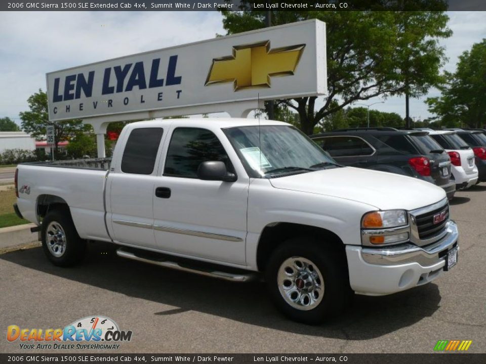 2006 GMC Sierra 1500 SLE Extended Cab 4x4 Summit White / Dark Pewter Photo #1