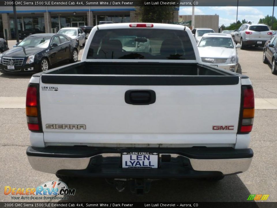 2006 GMC Sierra 1500 SLE Extended Cab 4x4 Summit White / Dark Pewter Photo #5