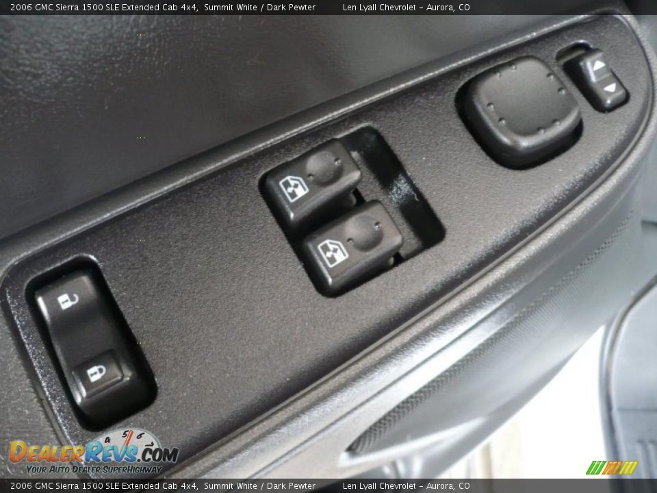2006 GMC Sierra 1500 SLE Extended Cab 4x4 Summit White / Dark Pewter Photo #8