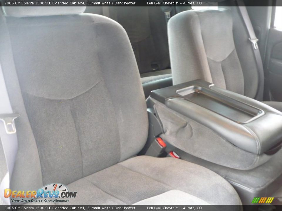 2006 GMC Sierra 1500 SLE Extended Cab 4x4 Summit White / Dark Pewter Photo #15