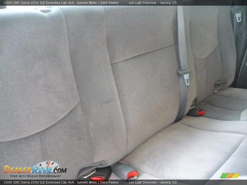 2006 GMC Sierra 1500 SLE Extended Cab 4x4 Summit White / Dark Pewter Photo #16