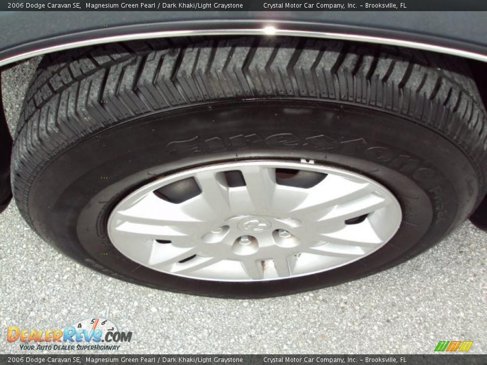 2006 Dodge Caravan SE Magnesium Green Pearl / Dark Khaki/Light Graystone Photo #15