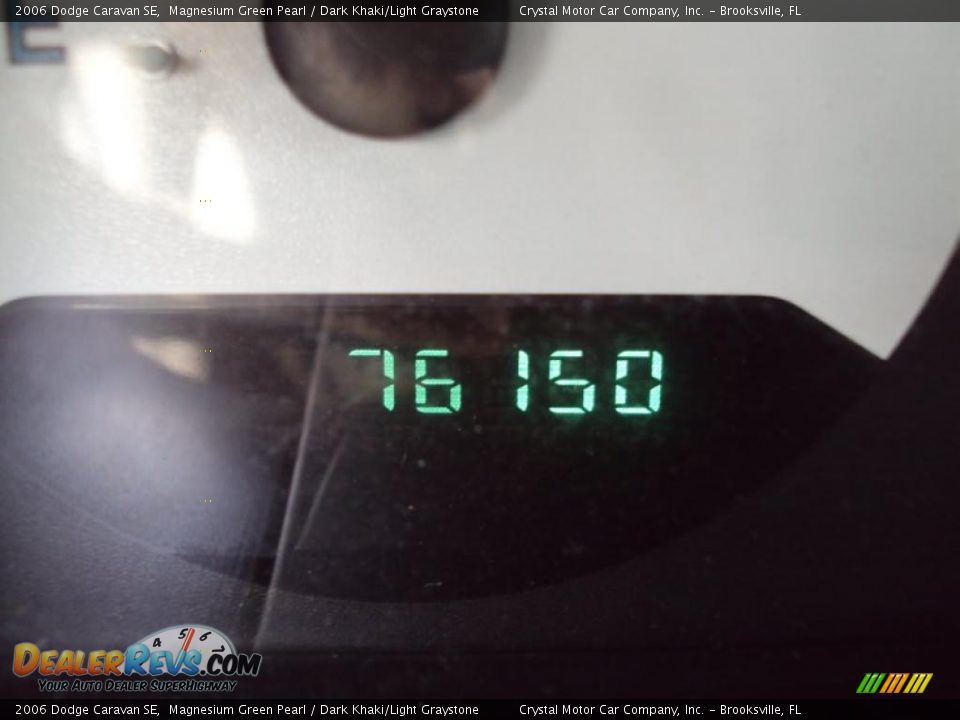 2006 Dodge Caravan SE Magnesium Green Pearl / Dark Khaki/Light Graystone Photo #19