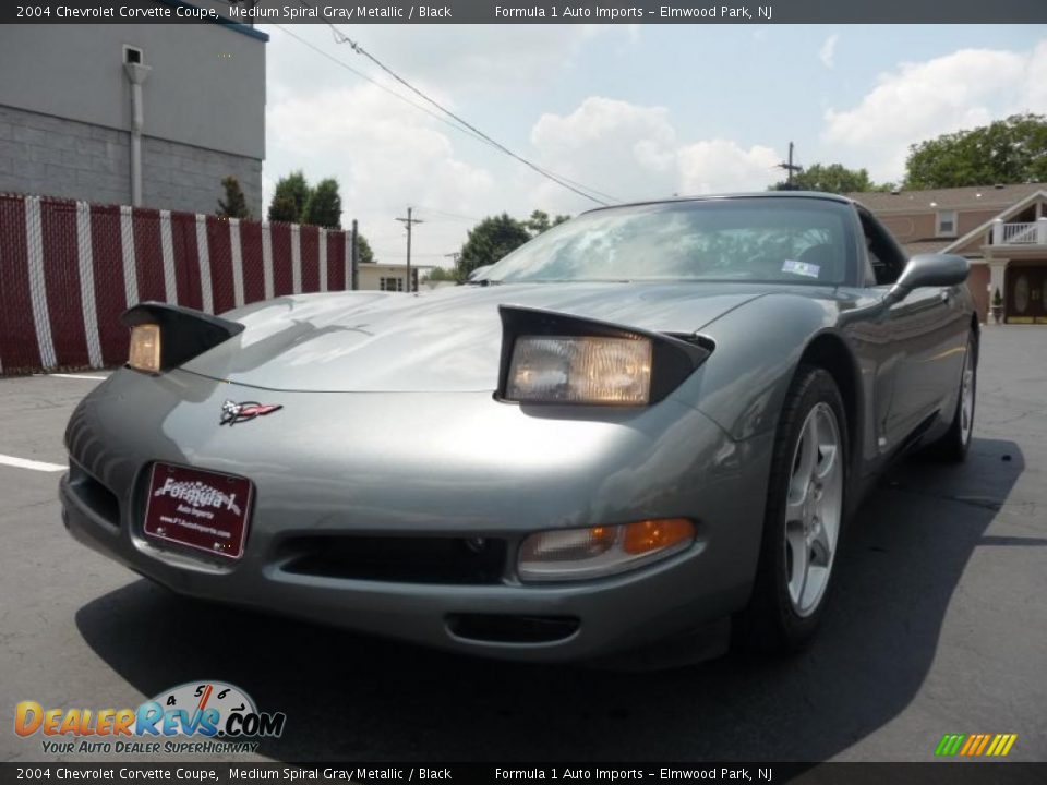 2004 Chevrolet Corvette Coupe Medium Spiral Gray Metallic / Black Photo #12