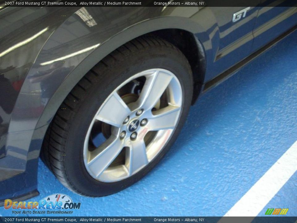 2007 Ford Mustang GT Premium Coupe Alloy Metallic / Medium Parchment Photo #3