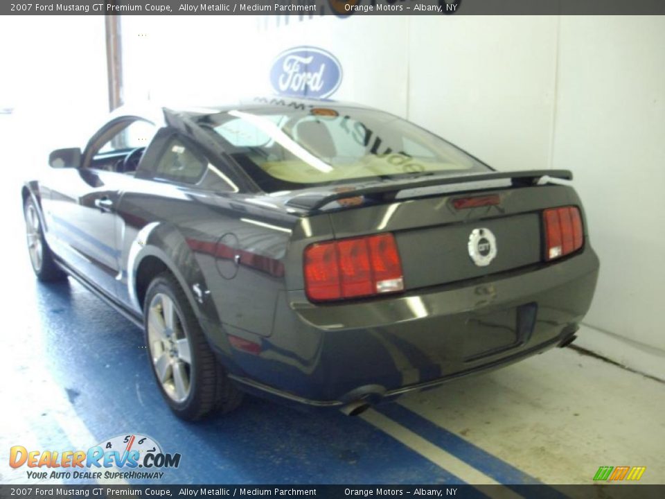 2007 Ford Mustang GT Premium Coupe Alloy Metallic / Medium Parchment Photo #5