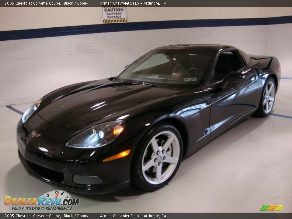 2005 Chevrolet Corvette Coupe Black / Ebony Photo #2