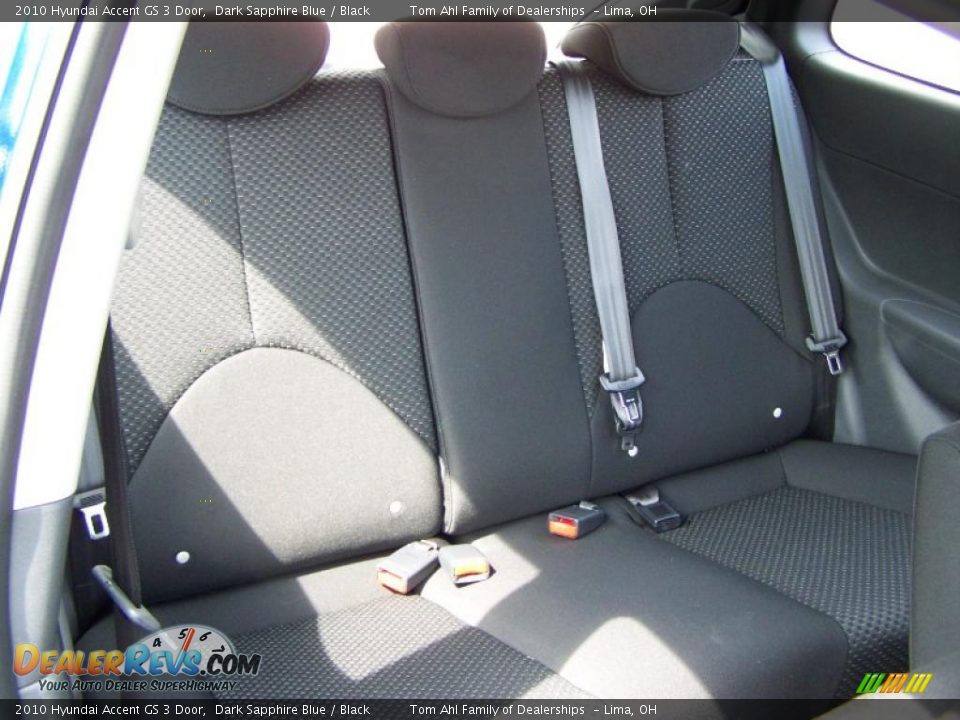 2010 Hyundai Accent GS 3 Door Dark Sapphire Blue / Black Photo #11