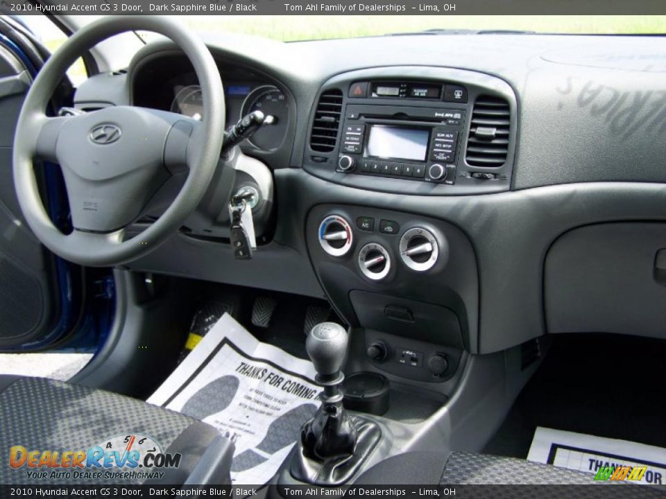2010 Hyundai Accent GS 3 Door Dark Sapphire Blue / Black Photo #12