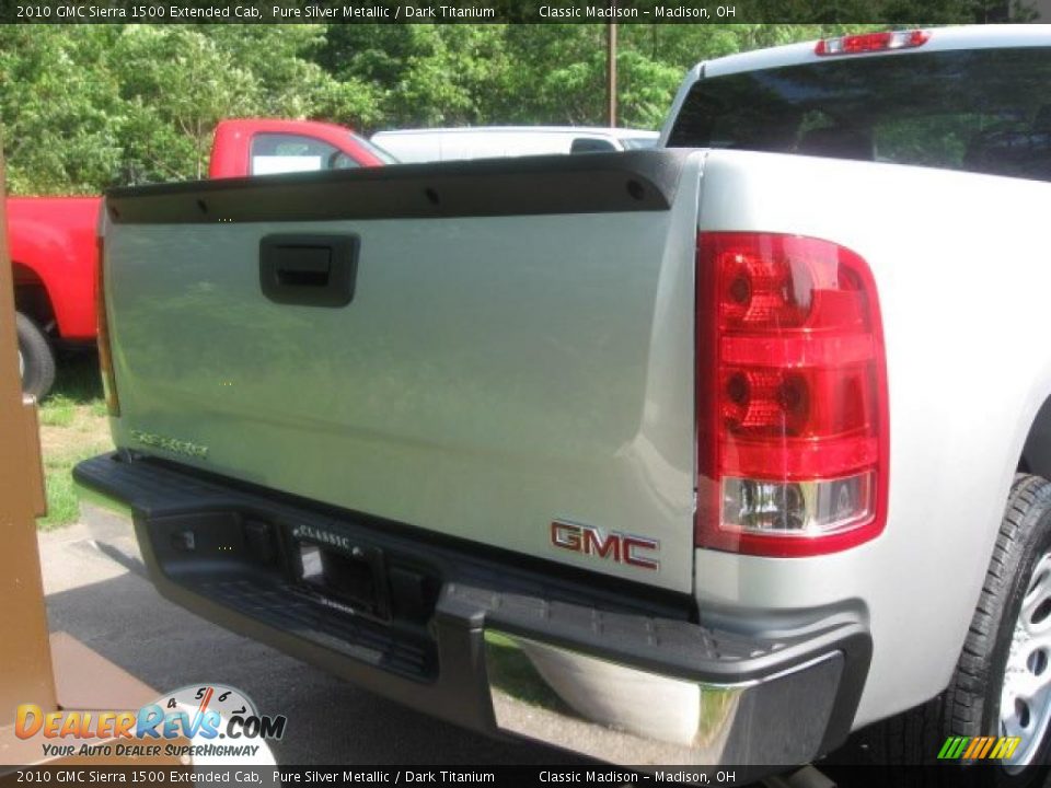 2010 GMC Sierra 1500 Extended Cab Pure Silver Metallic / Dark Titanium Photo #4