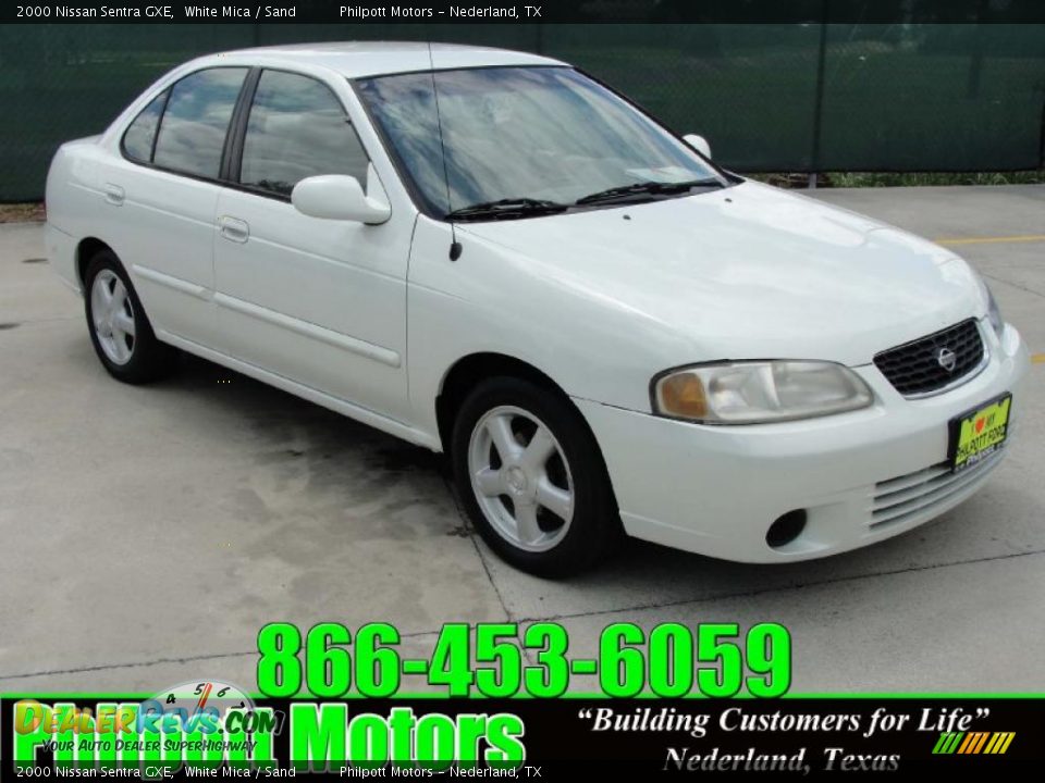 2000 Nissan Sentra GXE White Mica / Sand Photo #1