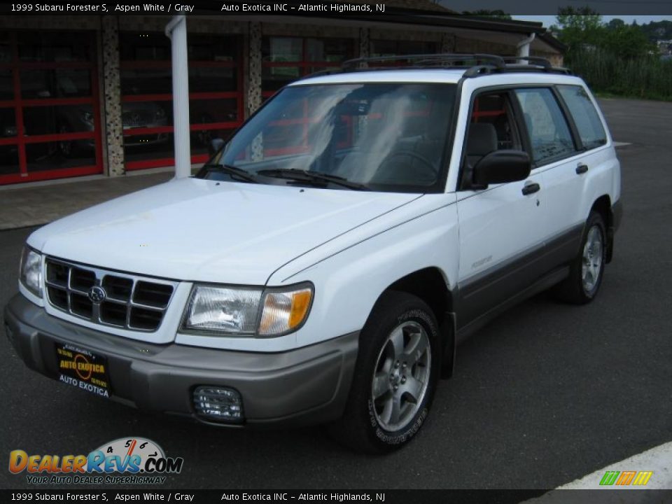1999 Subaru Forester S Aspen White / Gray Photo #1