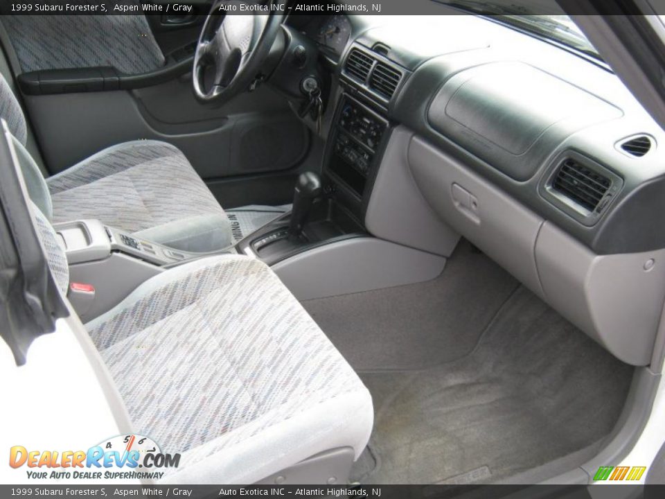 1999 Subaru Forester S Aspen White / Gray Photo #7