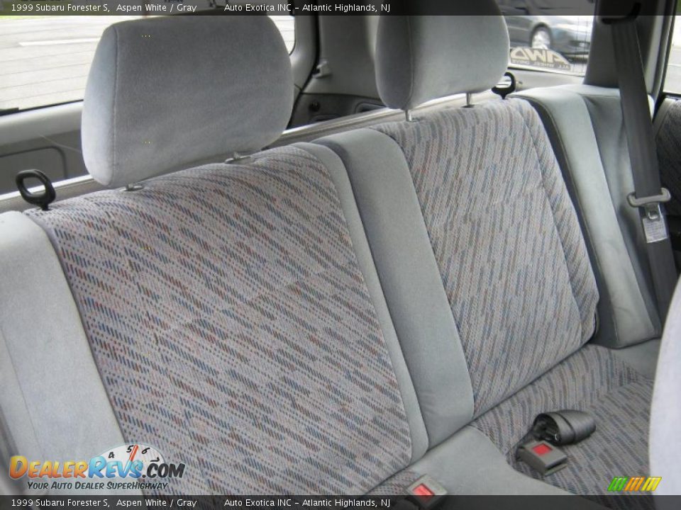 1999 Subaru Forester S Aspen White / Gray Photo #8