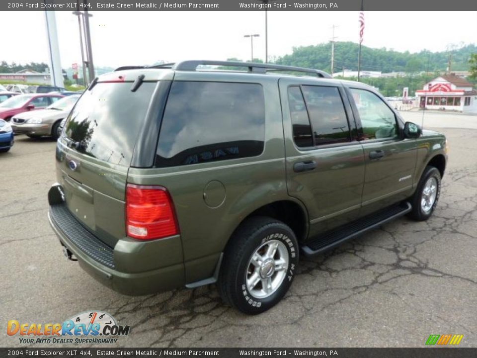 2004 Ford Explorer XLT 4x4 Estate Green Metallic / Medium Parchment Photo #4