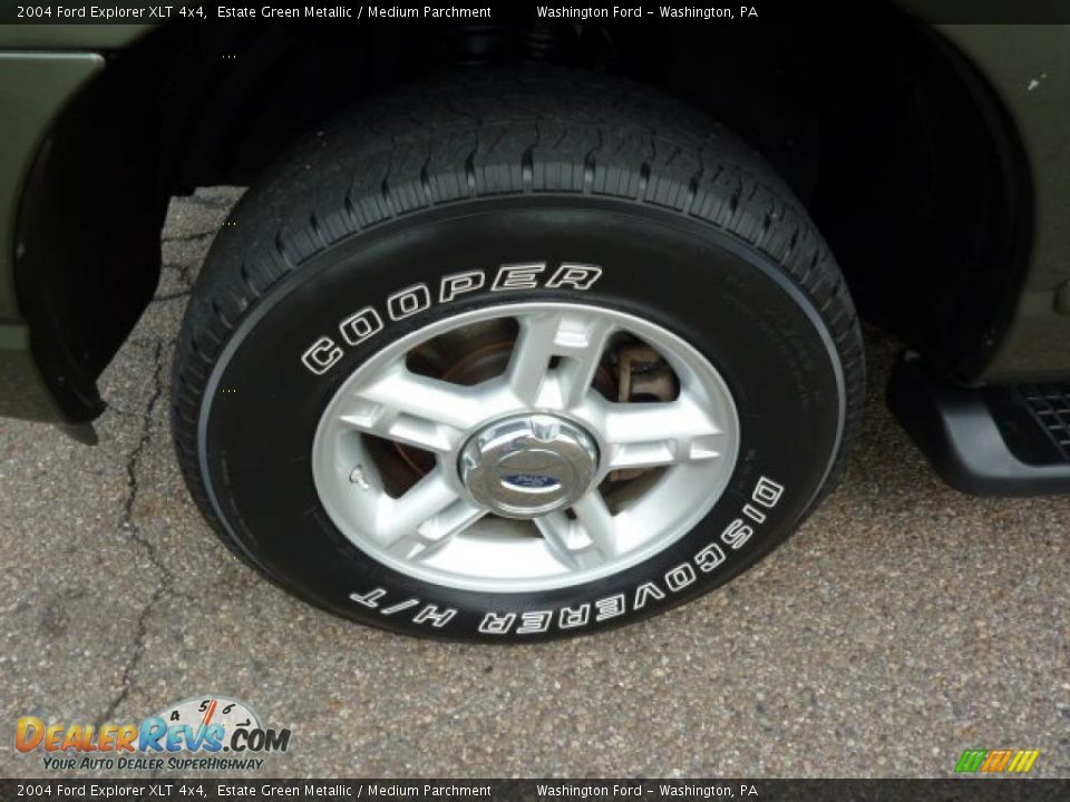 2004 Ford Explorer XLT 4x4 Estate Green Metallic / Medium Parchment Photo #9