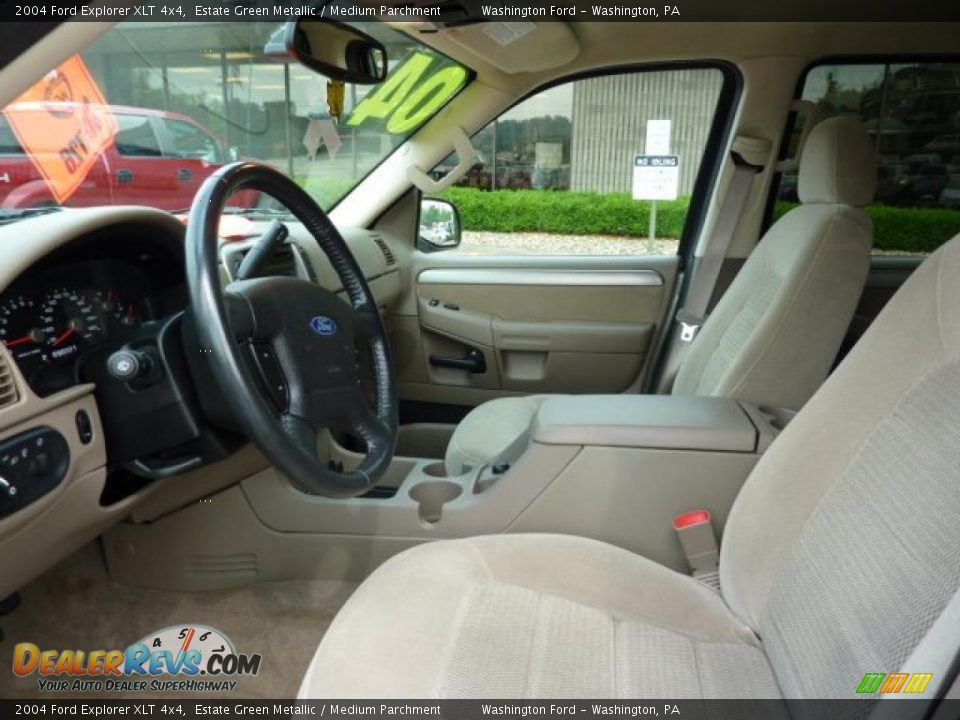2004 Ford Explorer XLT 4x4 Estate Green Metallic / Medium Parchment Photo #10
