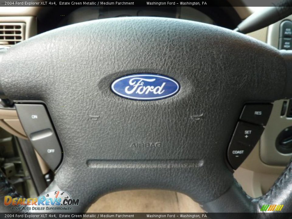 2004 Ford Explorer XLT 4x4 Estate Green Metallic / Medium Parchment Photo #19