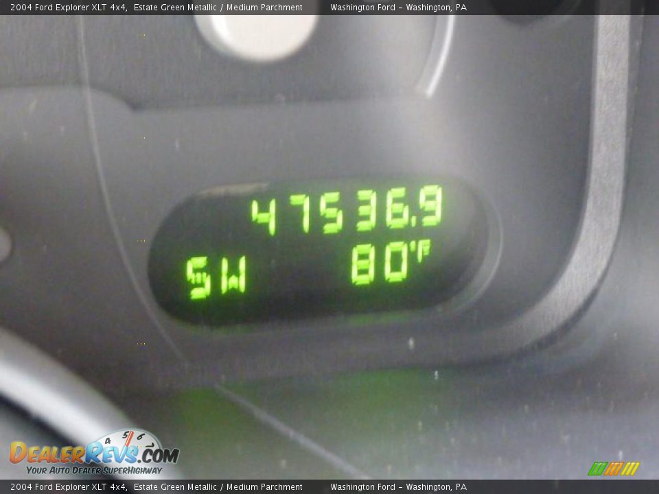 2004 Ford Explorer XLT 4x4 Estate Green Metallic / Medium Parchment Photo #20