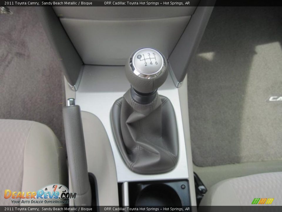 2011 Toyota Camry Sandy Beach Metallic / Bisque Photo #14