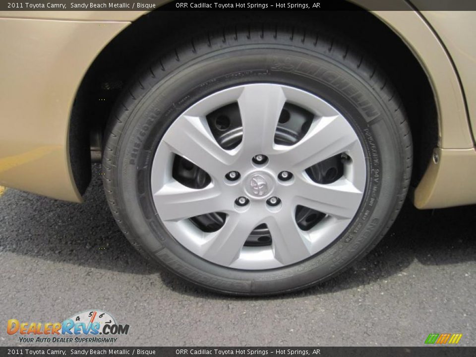 2011 Toyota Camry Sandy Beach Metallic / Bisque Photo #15