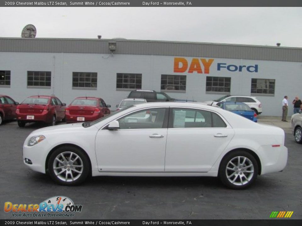2009 Chevrolet Malibu LTZ Sedan Summit White / Cocoa/Cashmere Photo #2