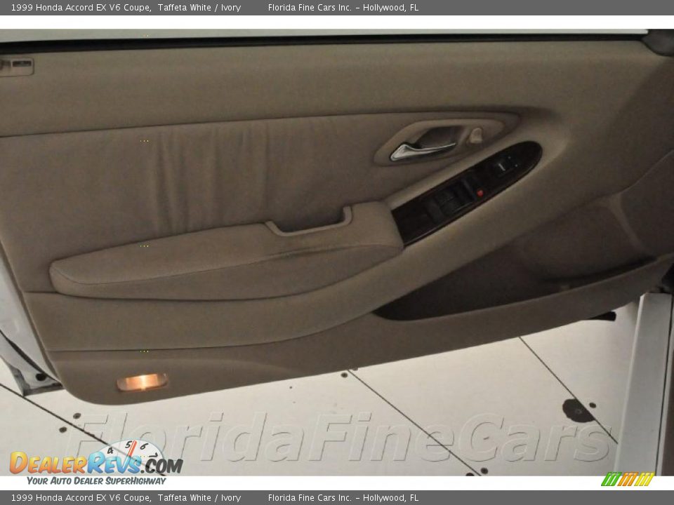 1999 Honda Accord EX V6 Coupe Taffeta White / Ivory Photo #11
