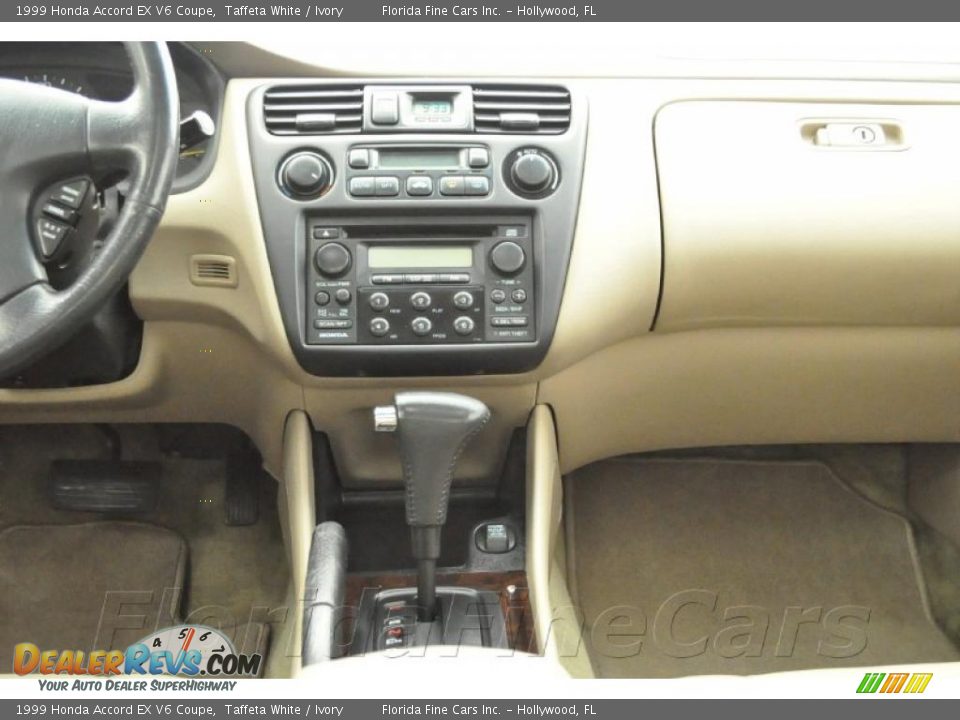 1999 Honda Accord EX V6 Coupe Taffeta White / Ivory Photo #16
