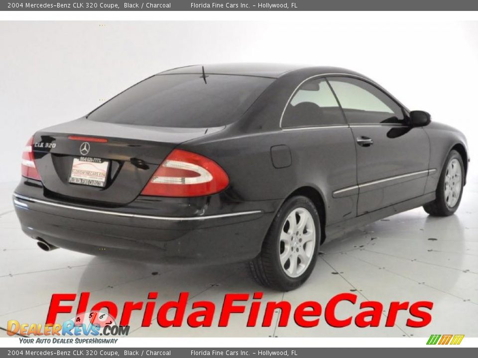2004 Mercedes-Benz CLK 320 Coupe Black / Charcoal Photo #2