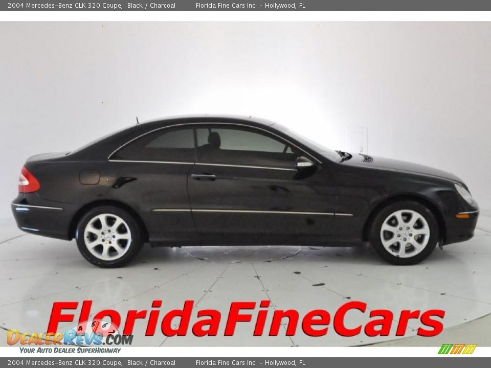 2004 Mercedes-Benz CLK 320 Coupe Black / Charcoal Photo #4