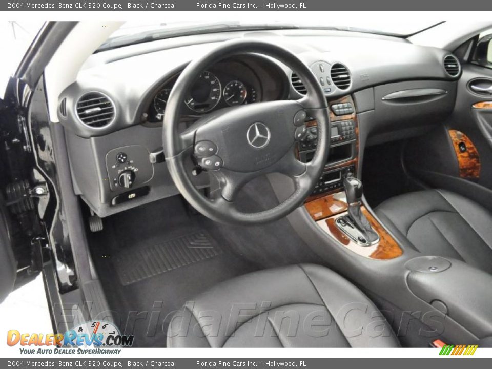 2004 Mercedes-Benz CLK 320 Coupe Black / Charcoal Photo #12