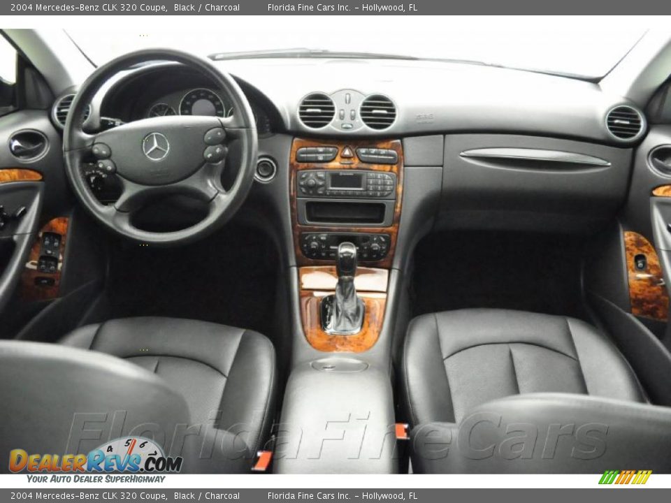 2004 Mercedes-Benz CLK 320 Coupe Black / Charcoal Photo #14