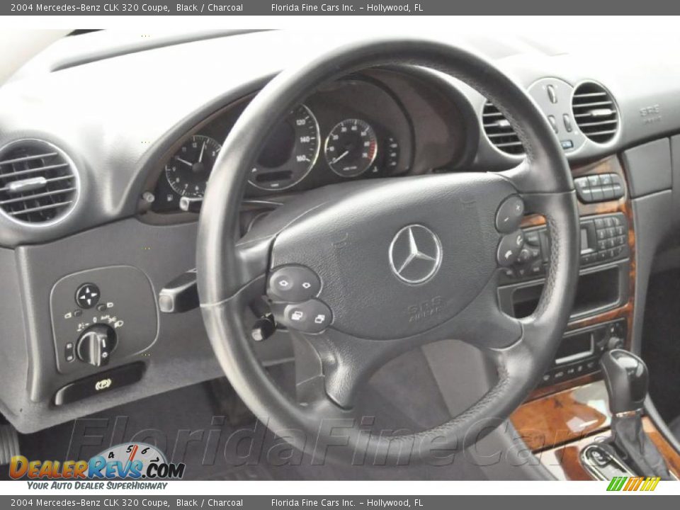 2004 Mercedes-Benz CLK 320 Coupe Black / Charcoal Photo #15