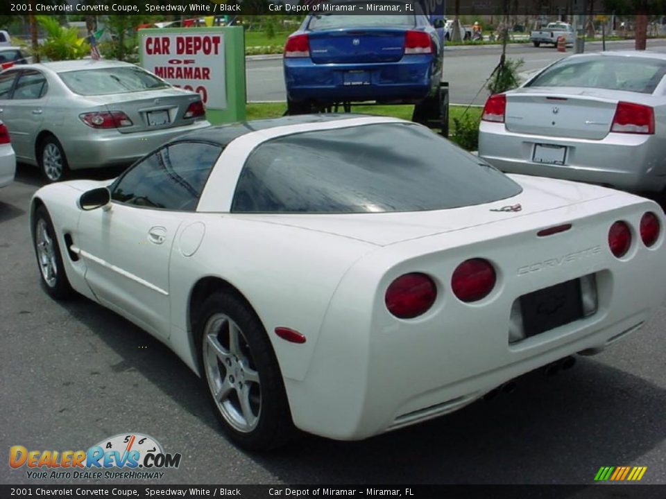 2001 Chevrolet Corvette Coupe Speedway White / Black Photo #5
