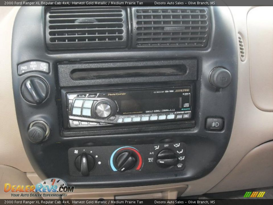 2000 Ford Ranger XL Regular Cab 4x4 Harvest Gold Metallic / Medium Prairie Tan Photo #6