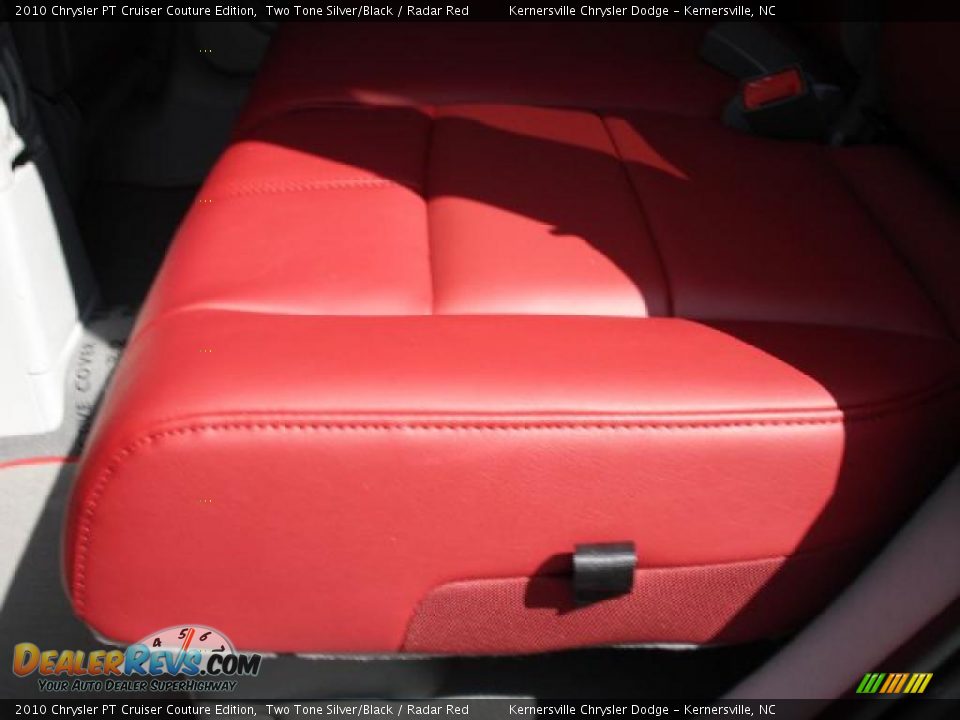 2010 Chrysler PT Cruiser Couture Edition Two Tone Silver/Black / Radar Red Photo #12