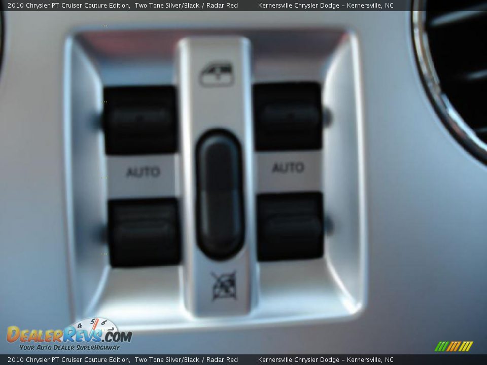 2010 Chrysler PT Cruiser Couture Edition Two Tone Silver/Black / Radar Red Photo #14