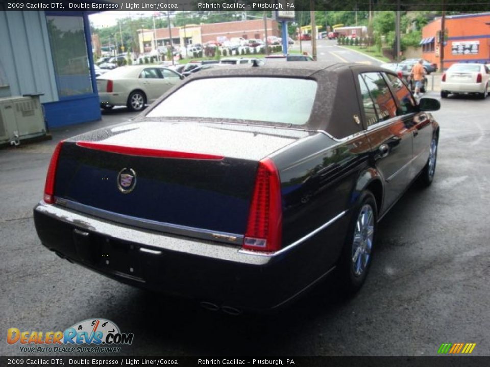 2009 Cadillac DTS Double Espresso / Light Linen/Cocoa Photo #5