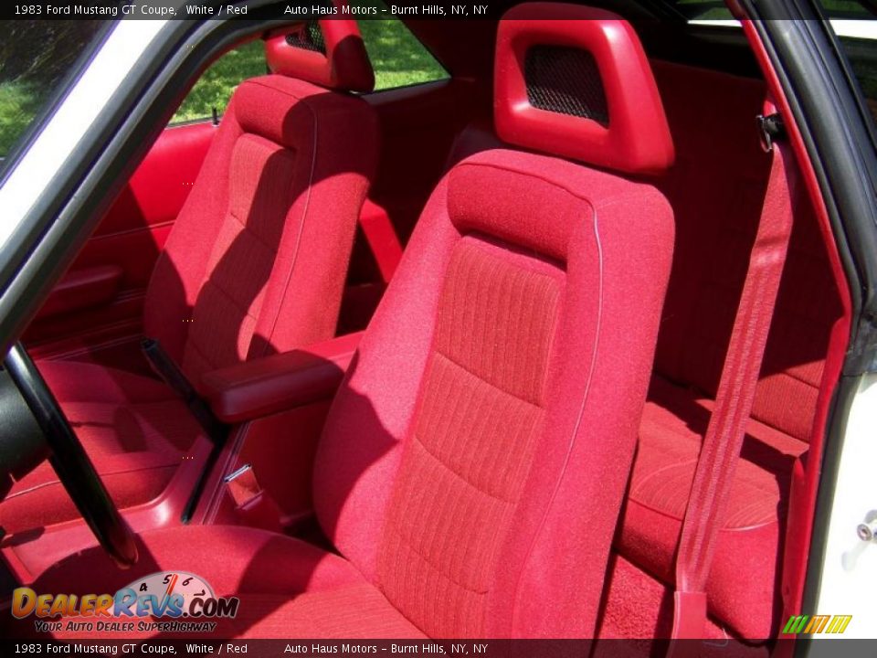 1983 Ford Mustang GT Coupe White / Red Photo #23