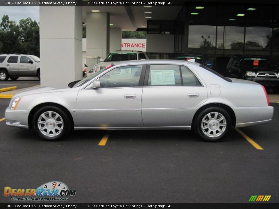 2009 Cadillac DTS Radiant Silver / Ebony Photo #4