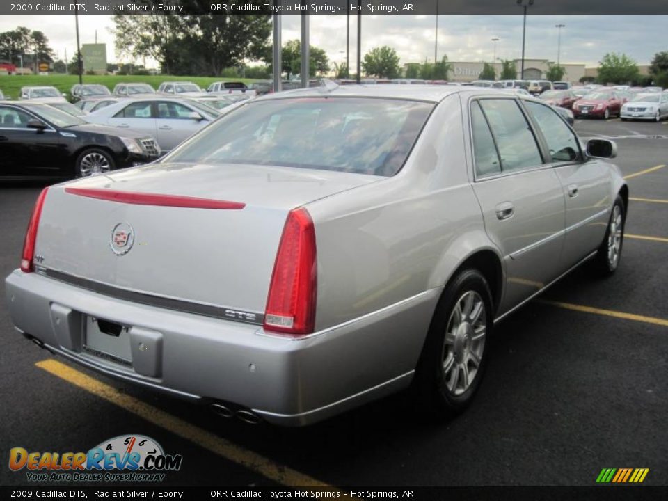 2009 Cadillac DTS Radiant Silver / Ebony Photo #6
