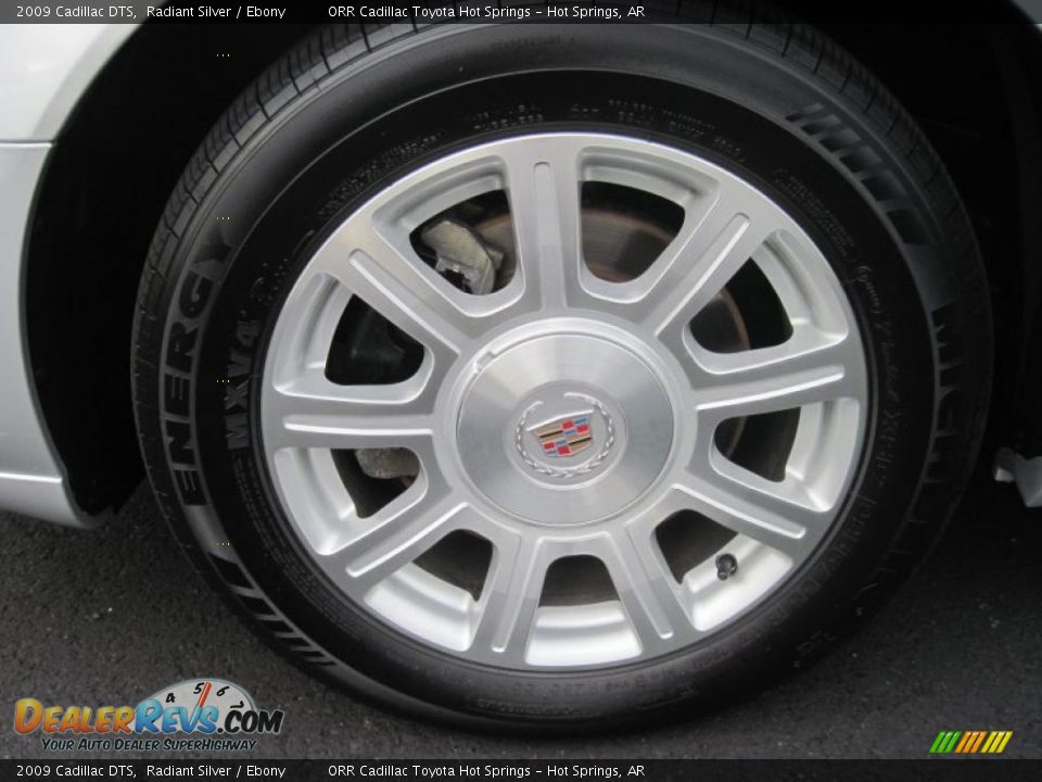 2009 Cadillac DTS Radiant Silver / Ebony Photo #16