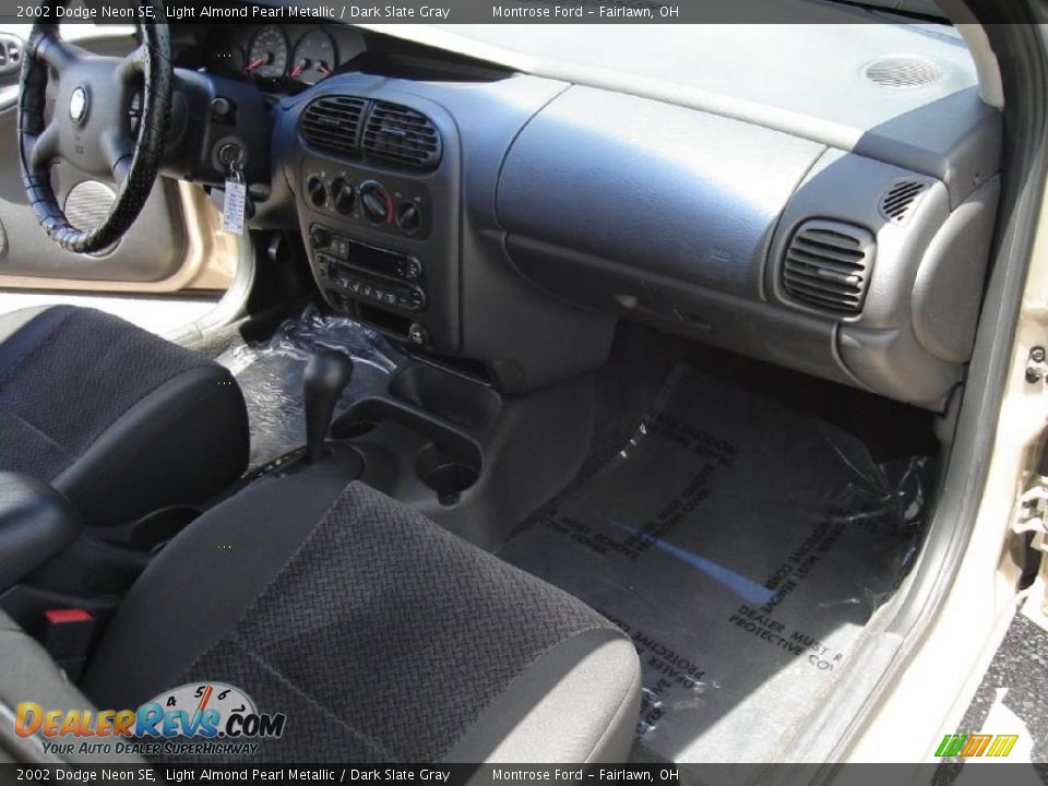2002 Dodge Neon SE Light Almond Pearl Metallic / Dark Slate Gray Photo #14