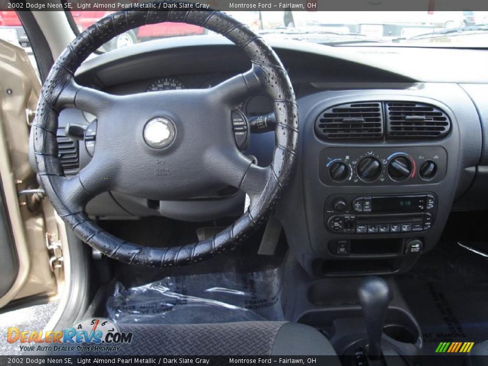 2002 Dodge Neon SE Light Almond Pearl Metallic / Dark Slate Gray Photo #20