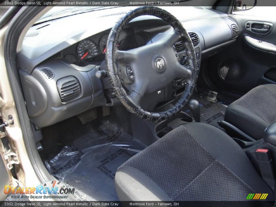 2002 Dodge Neon SE Light Almond Pearl Metallic / Dark Slate Gray Photo #23