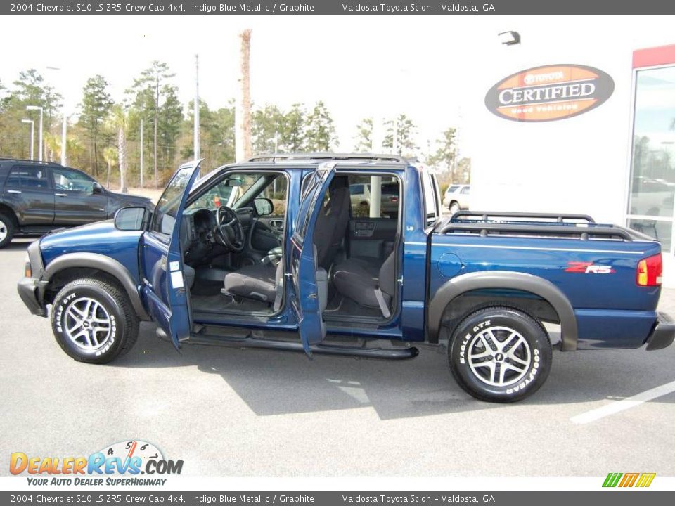 2004 Chevrolet S10 LS ZR5 Crew Cab 4x4 Indigo Blue Metallic / Graphite Photo #4