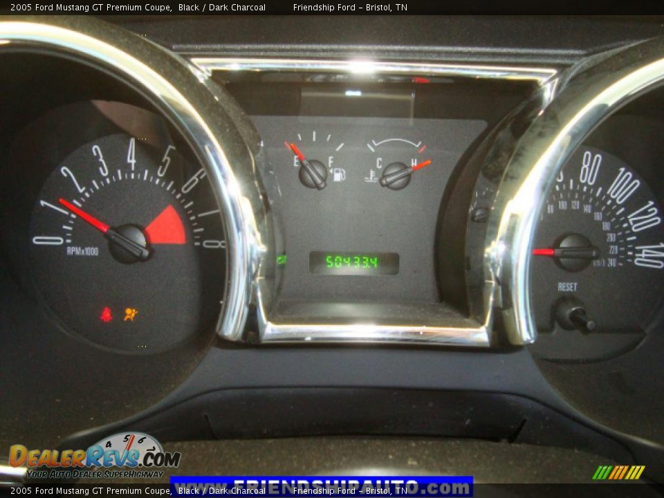 2005 Ford Mustang GT Premium Coupe Black / Dark Charcoal Photo #21